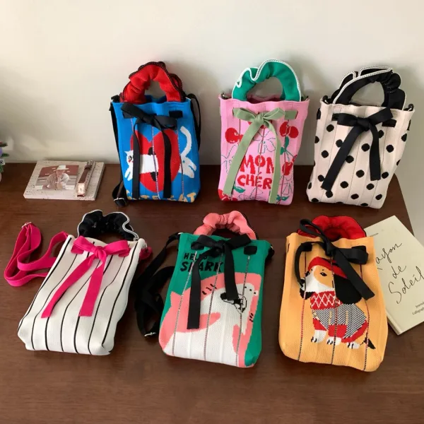Vintage Dots Mini Drawstring Phone Bag For Women - Image 4