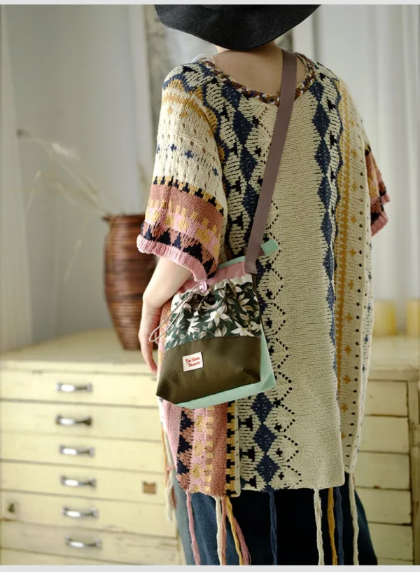 Retro Color-Block Floral Small Crossbody Bag - Image 4