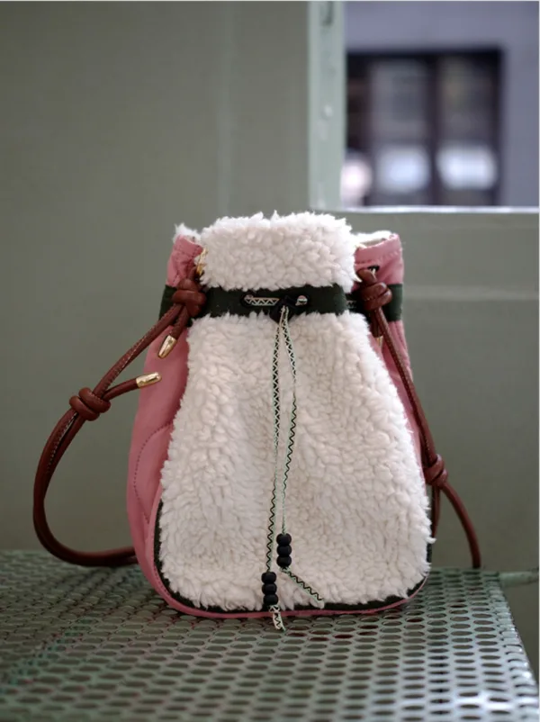 Sherpa Mini Drawstring Crossbody Pouch For Girls - Image 4