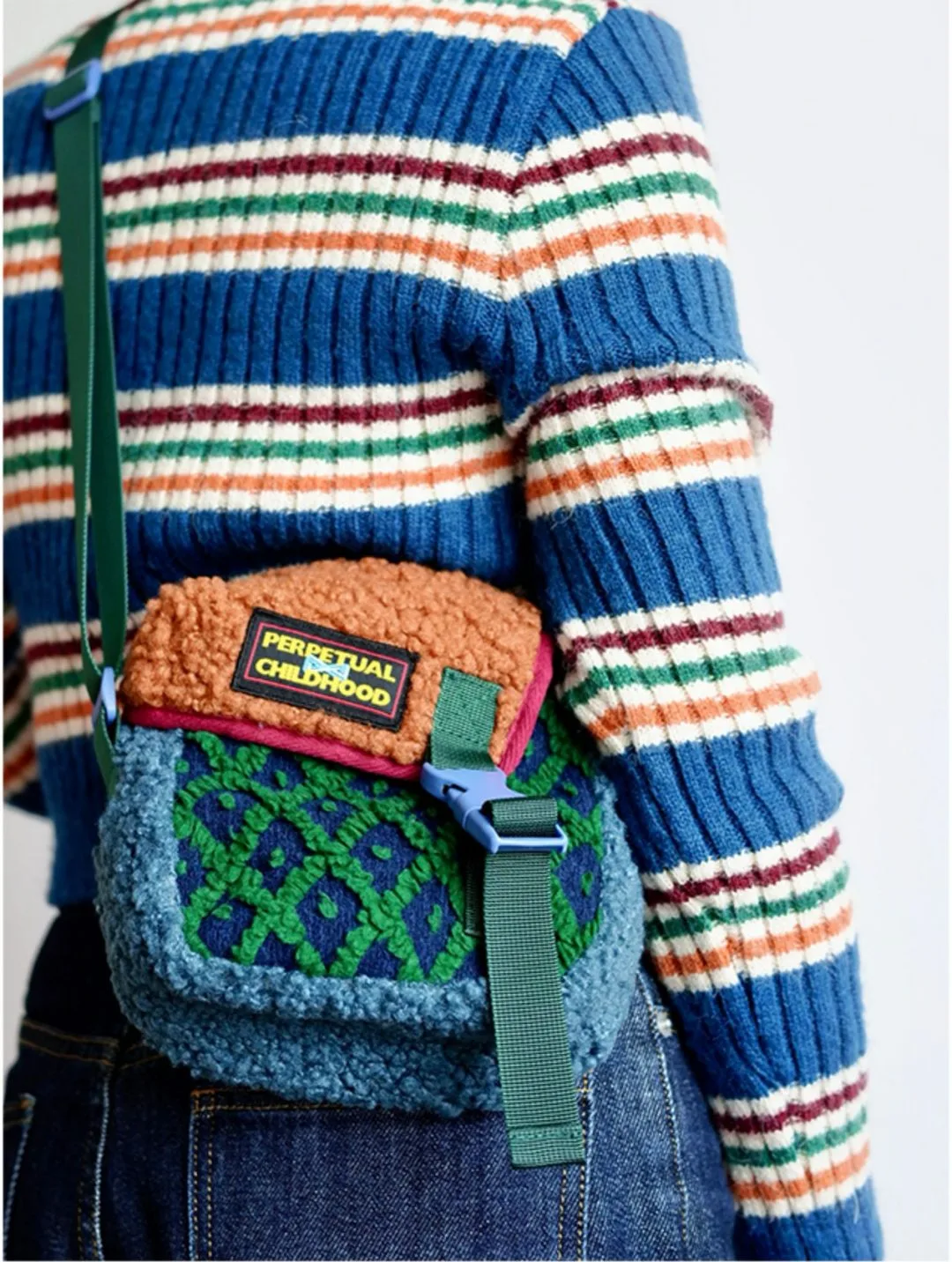 Mini Colorful Sherpa Fabric Crossbody Pouch For Girls - Image 3